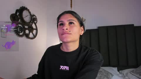 Snapshot of cleopatraa1 chatting on 1, 4, 2026 Cleopatra online show from 1, 4, 2026