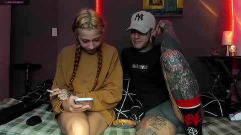 cleo y maikol online show from 7, 3, 2026