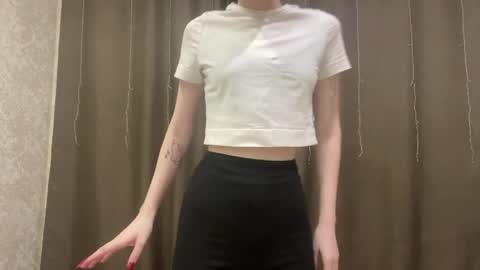 Snapshot of cleotilderinde chatting on 9, 4, 2026 Cleo online show from 9, 4, 2026