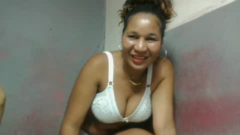 Snapshot of clerine94 chatting on 28, 6, 2026 clerine94 online show from 28, 6, 2026