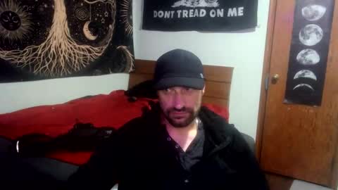 Snapshot of clintwood12 chatting on 17, 10, 2025 chad online show from 17, 10, 2025