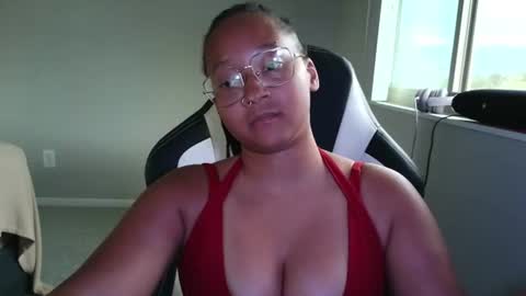Snapshot of clioenchants chatting on 24, 6, 2026 High Queen Clio online show from 24, 6, 2026