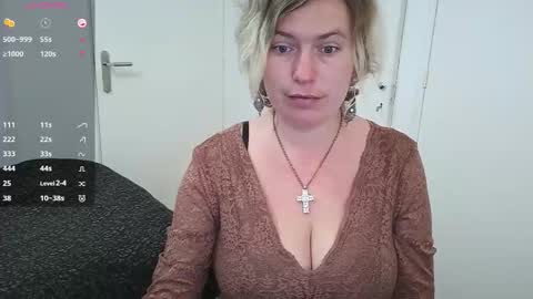 Syl  online show from 1, 12, 2025