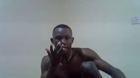 Snapshot of clive_damian chatting on 20, 4, 2026 clive_damian online show from 20, 4, 2026