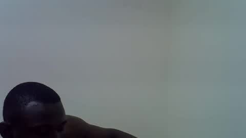 Snapshot of clive_damian chatting on 22, 4, 2026 clive_damian online show from 22, 4, 2026