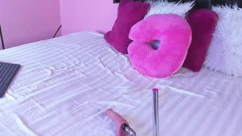 Cloe Bridgee online show from 2, 3, 2026