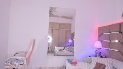 Snapshot of cloe_cifuentes chatting on 20, 2, 2025 Cloe Online de 600 a 1400 online show from 20, 2, 2025