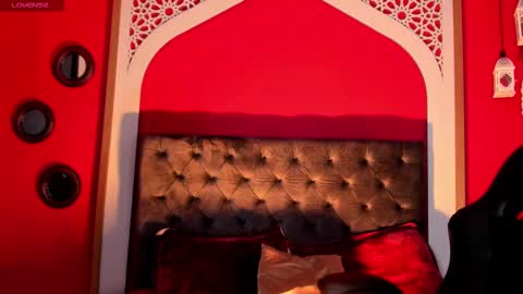 Cloe  online show from 24, 2, 2025