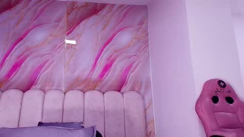 Cloe  Stanfort online show from 15, 2, 2026