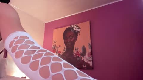 CLOE  online show from 3, 12, 2025