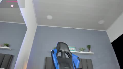 CHARLOTTE online show from 11, 10, 2025