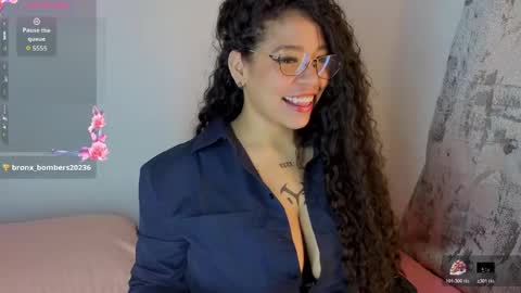 Snapshot of cloebunny_ chatting on 17, 4, 2026 Cloe Bunny online show from 17, 4, 2026