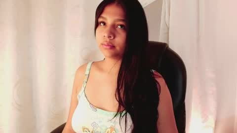 Snapshot of cloenovak chatting on 12, 4, 2026 Cloe online show from 12, 4, 2026