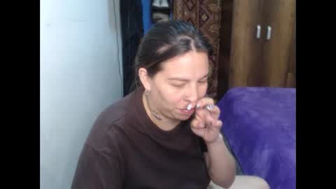 Snapshot of cloepussy chatting on 14, 3, 2026 cloepussy online show from 14, 3, 2026