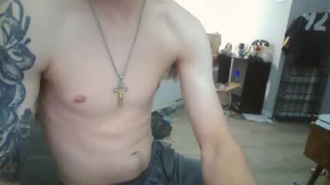 Snapshot of clouds420gamer chatting on 18, 11, 2025 Daryl Rose online show from 18, 11, 2025