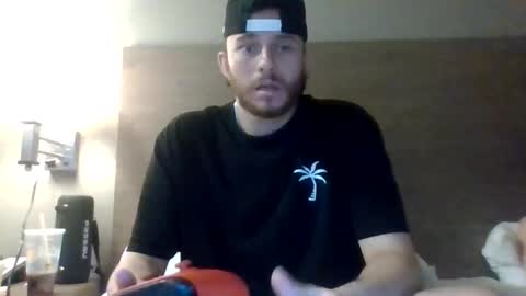 Snapshot of cloudyydayzz chatting on 30, 4, 2026 tallhungandcloudy online show from 30, 4, 2026