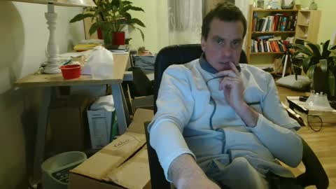 Snapshot of clouplefun chatting on 14, 1, 2025 clouplefun online show from 14, 1, 2025