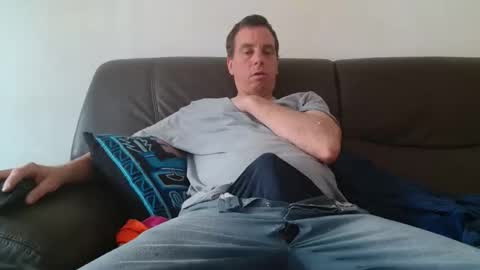 Snapshot of clouplefun chatting on 10, 9, 2025 clouplefun online show from 10, 9, 2025