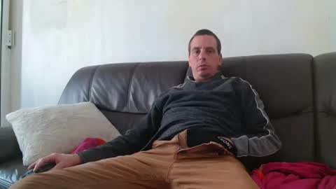 Snapshot of clouplefun chatting on 19, 10, 2025 clouplefun online show from 19, 10, 2025