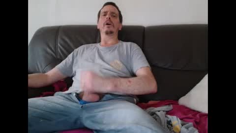 Snapshot of clouplefun chatting on 8, 11, 2025 clouplefun online show from 8, 11, 2025