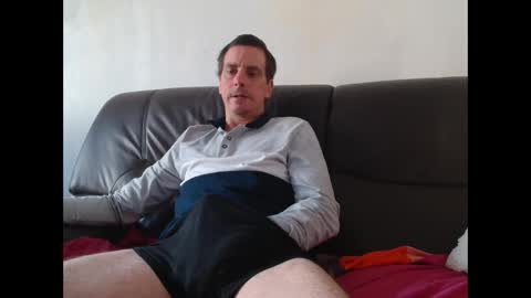 Snapshot of clouplefun chatting on 15, 11, 2025 clouplefun online show from 15, 11, 2025