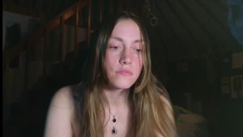 Clover online show from 21, 2, 2025