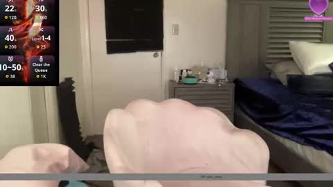 CocaNutt online show from 28, 9, 2025