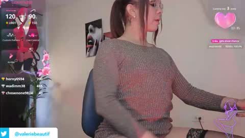 Snapshot of cock_big_girl chatting on 8, 10, 2025 Valerie nenitasexy online show from 8, 10, 2025
