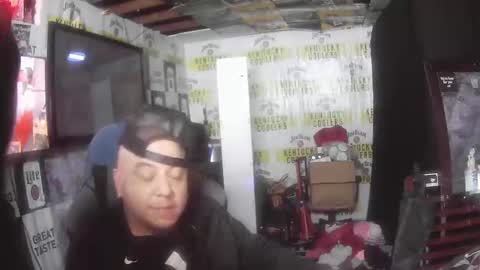 Snapshot of cock_n_creamz_n_wet_dreamz chatting on 1, 1, 2025 COCK N CREAMZ WET DREAMZ online show from 1, 1, 2025