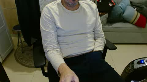 Snapshot of cockydude31 chatting on 21, 12, 2025 cockydude31 online show from 21, 12, 2025