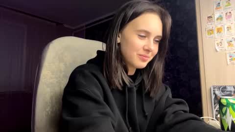 Snapshot of coco_charmel chatting on 11, 10, 2025 Nikki online show from 11, 10, 2025