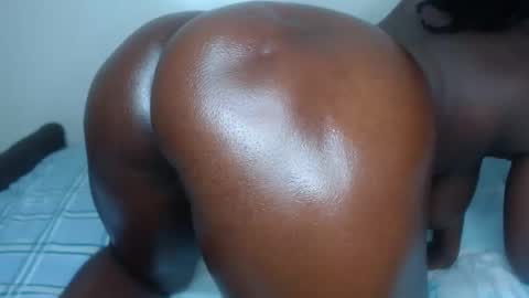 cocoa_devine online show from 20, 12, 2025