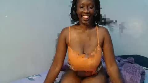 Snapshot of cocoalush9819 chatting on 3, 12, 2025 cocoalush9819 online show from 3, 12, 2025