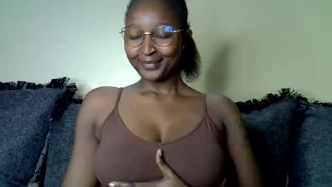 Snapshot of cocobaby_ chatting on 17, 7, 2026 Coco online show from 17, 7, 2026