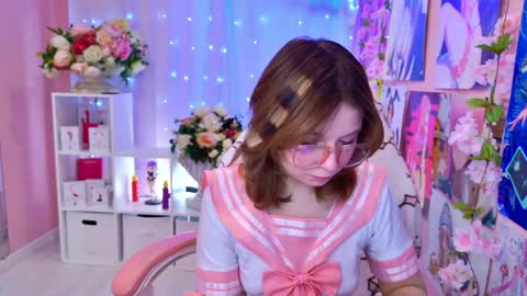 Mia online show from 1, 4, 2026