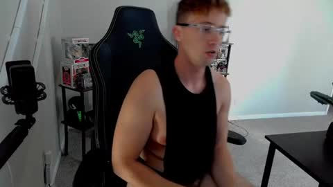 Snapshot of codyt1016 chatting on 28, 9, 2025 codyt1016 online show from 28, 9, 2025