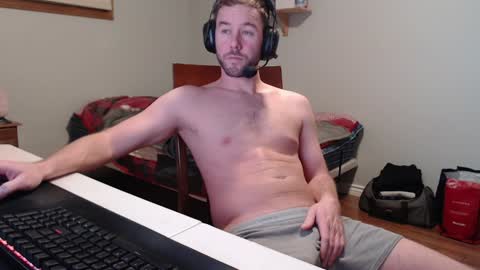 Snapshot of coffeelounge chatting on 27, 12, 2024 c o f f e e l o u n g e online show from 27, 12, 2024