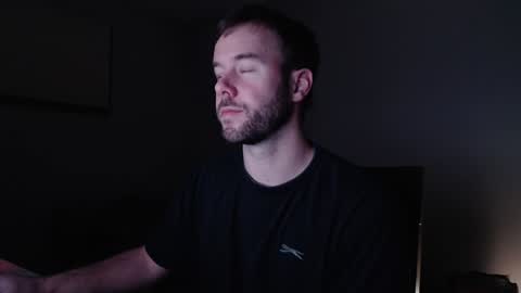 Snapshot of coffeelounge chatting on 8, 1, 2025 c o f f e e l o u n g e online show from 8, 1, 2025