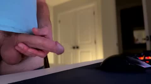 Snapshot of coffeelounge chatting on 17, 1, 2025 c o f f e e l o u n g e online show from 17, 1, 2025