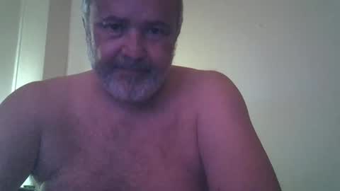 Snapshot of cokinnous31 chatting on 19, 4, 2026 cokinnous31 online show from 19, 4, 2026
