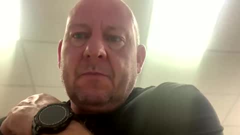 col4nows online show from 24, 10, 2025