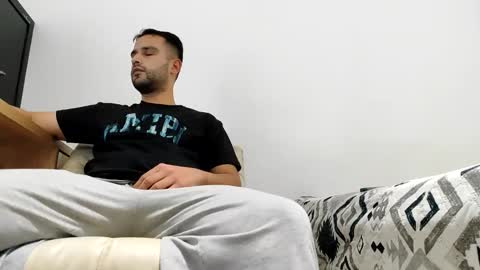 Snapshot of col_ander chatting on 4, 12, 2025 col_ander online show from 4, 12, 2025