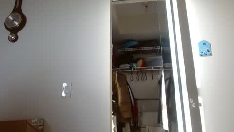 Snapshot of colbymoney chatting on 18, 12, 2025 Colby big dick money online show from 18, 12, 2025