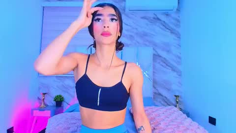 Snapshot of colett_hall chatting on 16, 3, 2026 colett online show from 16, 3, 2026