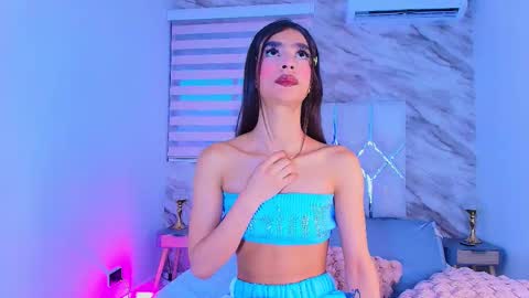 Snapshot of colett_hall chatting on 30, 3, 2026 colett online show from 30, 3, 2026