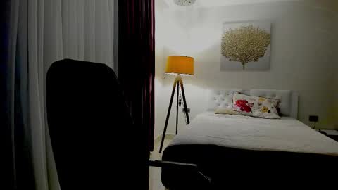 Snapshot of colette1w chatting on 5, 11, 2025 Olga. online show from 5, 11, 2025