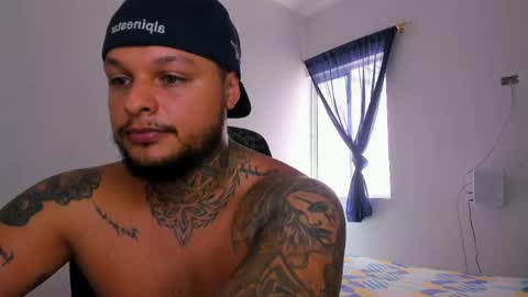 colin_fox1 online show from 17, 5, 2026