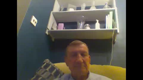 Snapshot of colinbeech chatting on 13, 1, 2025 colinbeech online show from 13, 1, 2025