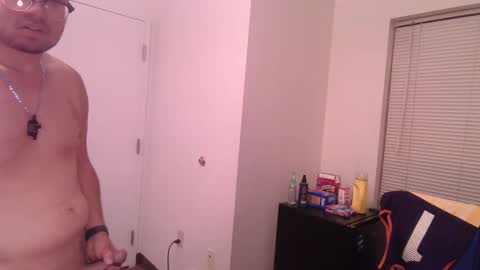 Snapshot of collegeboy2025 chatting on 8, 11, 2025 collegeboy2025 online show from 8, 11, 2025