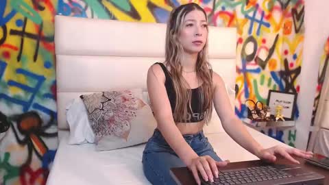 Snapshot of collins_aria chatting on 5, 2, 2026 valentina online show from 5, 2, 2026